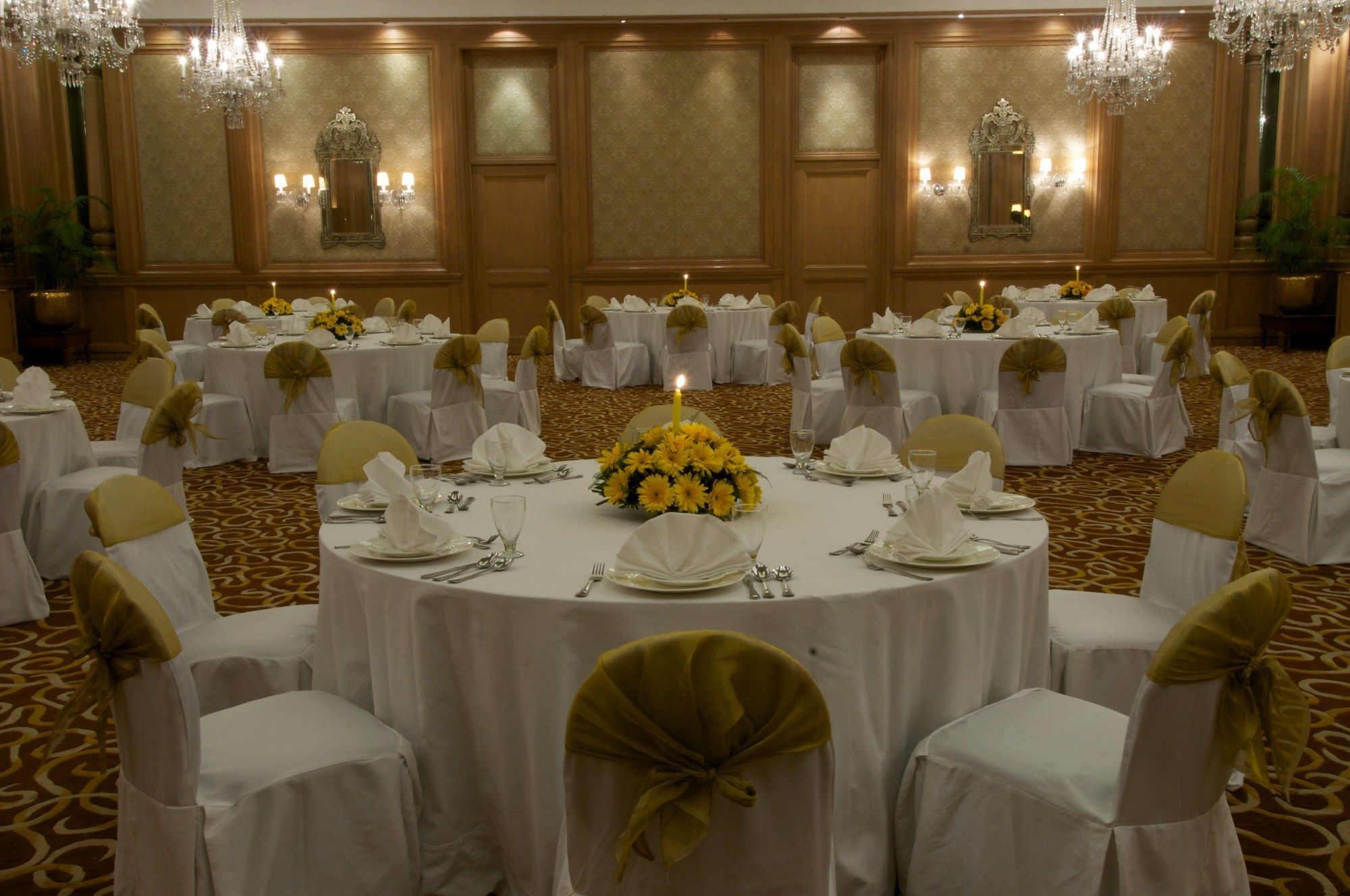 Hotel Taj Mahal Lucknow Exterior foto